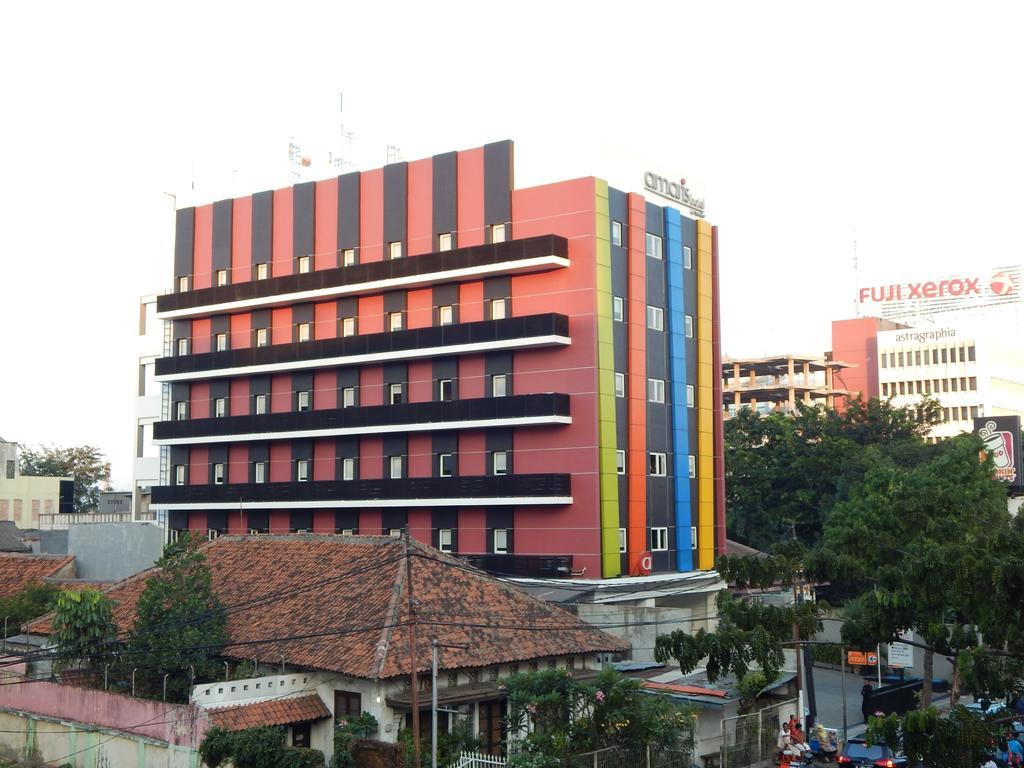Amaris Hotel Senen Jakarta Exteriör bild